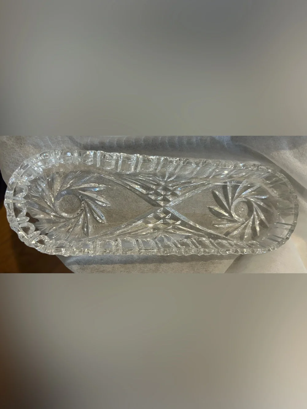Vintage Starburst/Star of David Design Cut Clear Glass 9” Oblong Serving Dish